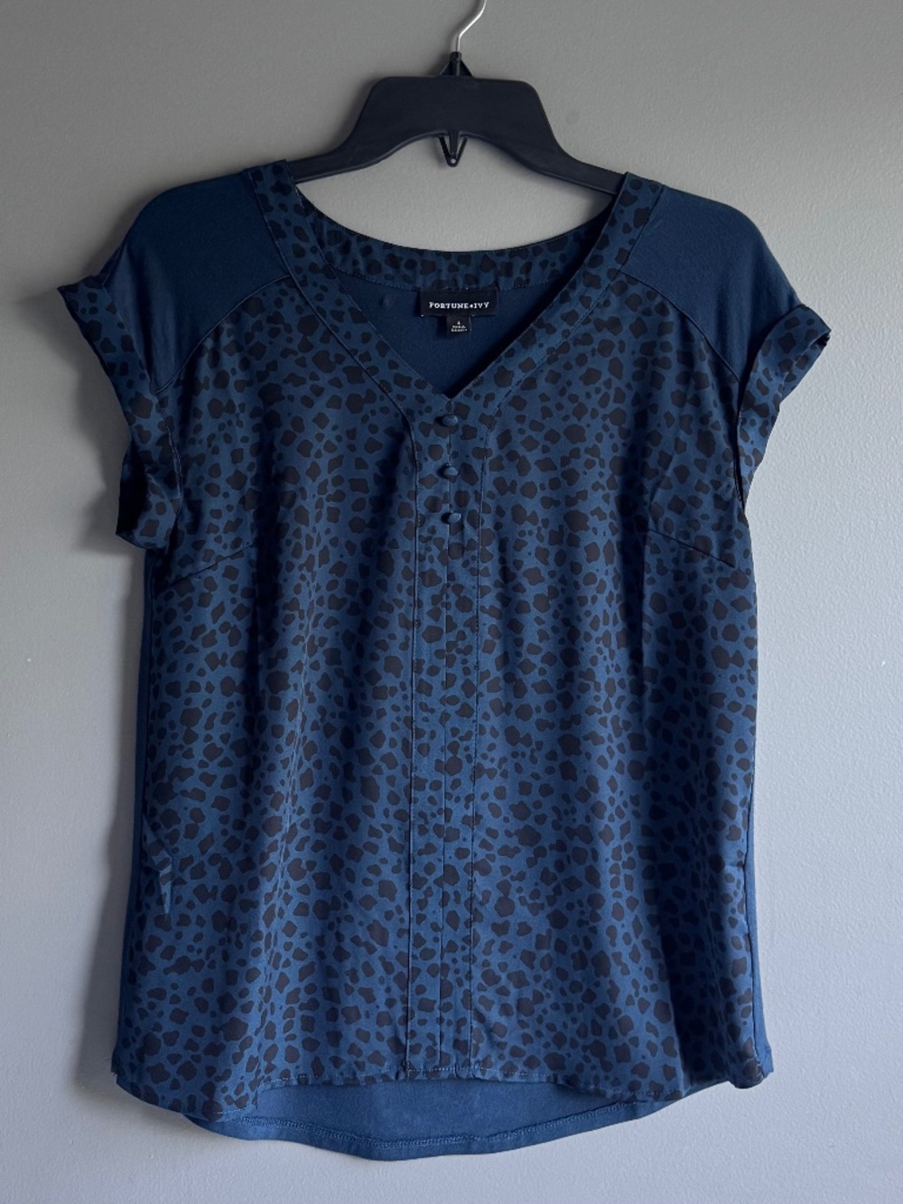 Fortune + Ivy Short Sleeve Blouse - Small